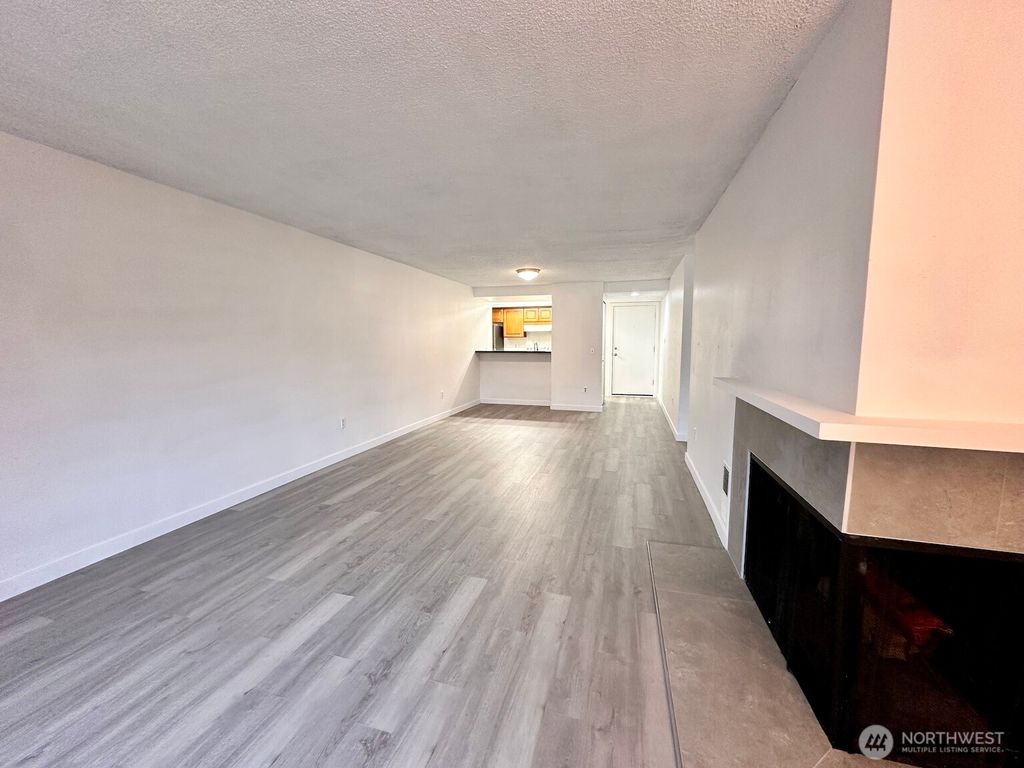 Photo of 611 SW 5th Court #A401, Renton, WA 98057 (MLS # 2460176)