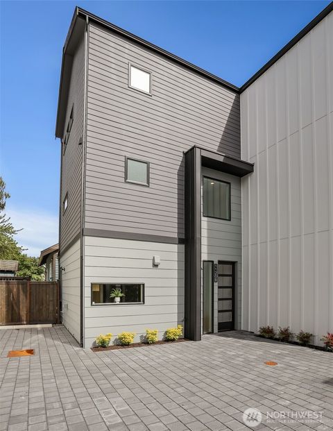 1120 NW 61st Street B Seattle WA 98107