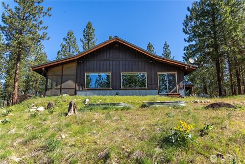 Photo of 21 Twin Lakes Drive, Winthrop, WA 98862 (MLS # 2465611)