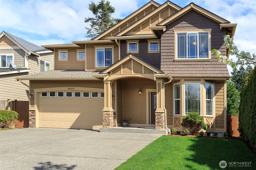 Photo of 26422 106th AVE Ave SE, Kent, WA 98030 (MLS # 2358254)