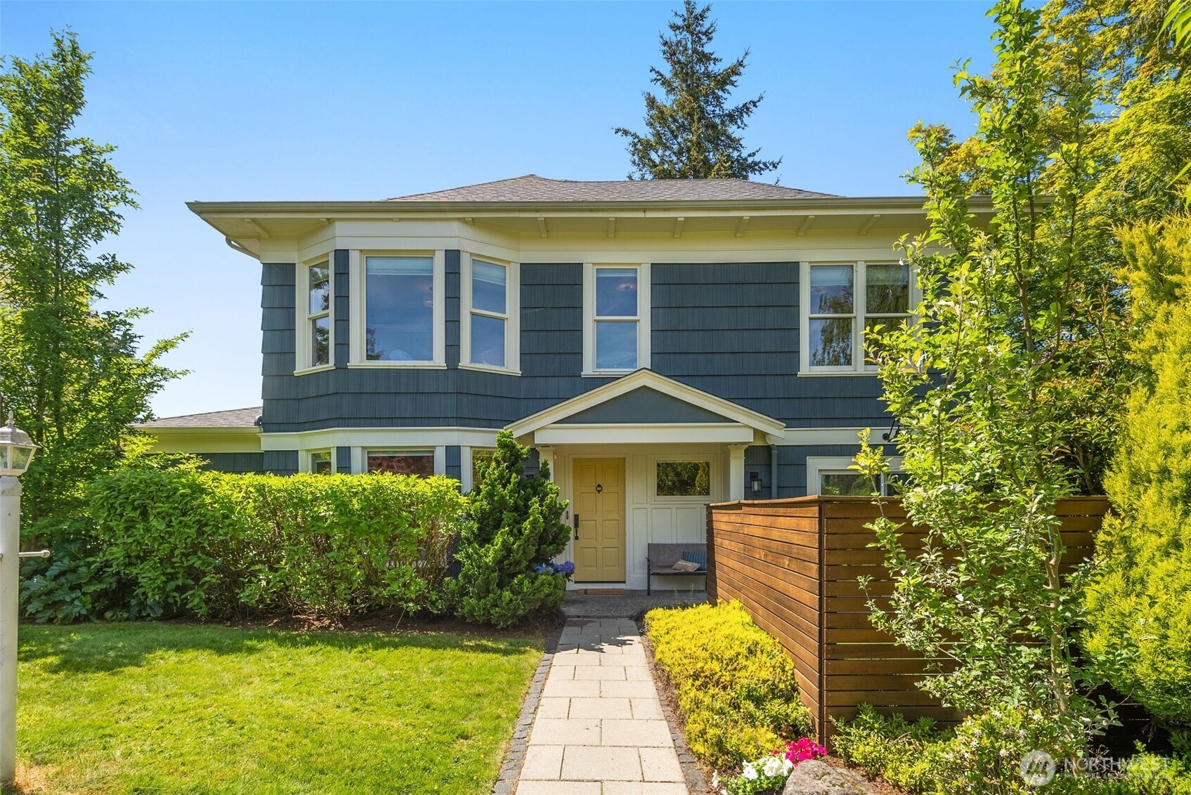 1603 7th Avenue W