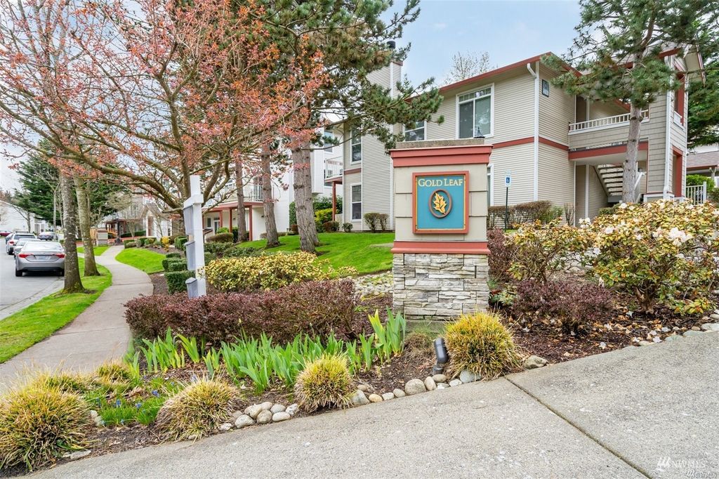 Photo of 14816 29th Avenue W #B103, Lynnwood, WA 98087 (MLS # 1982049)