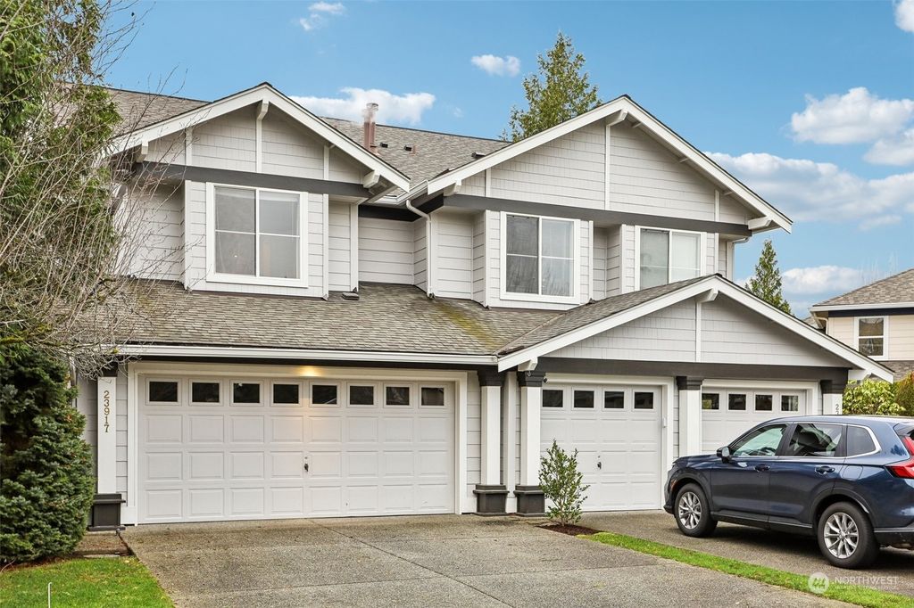 Photo of 23917 SE 7th Lane, Sammamish, WA 98074 (MLS # 2321154)