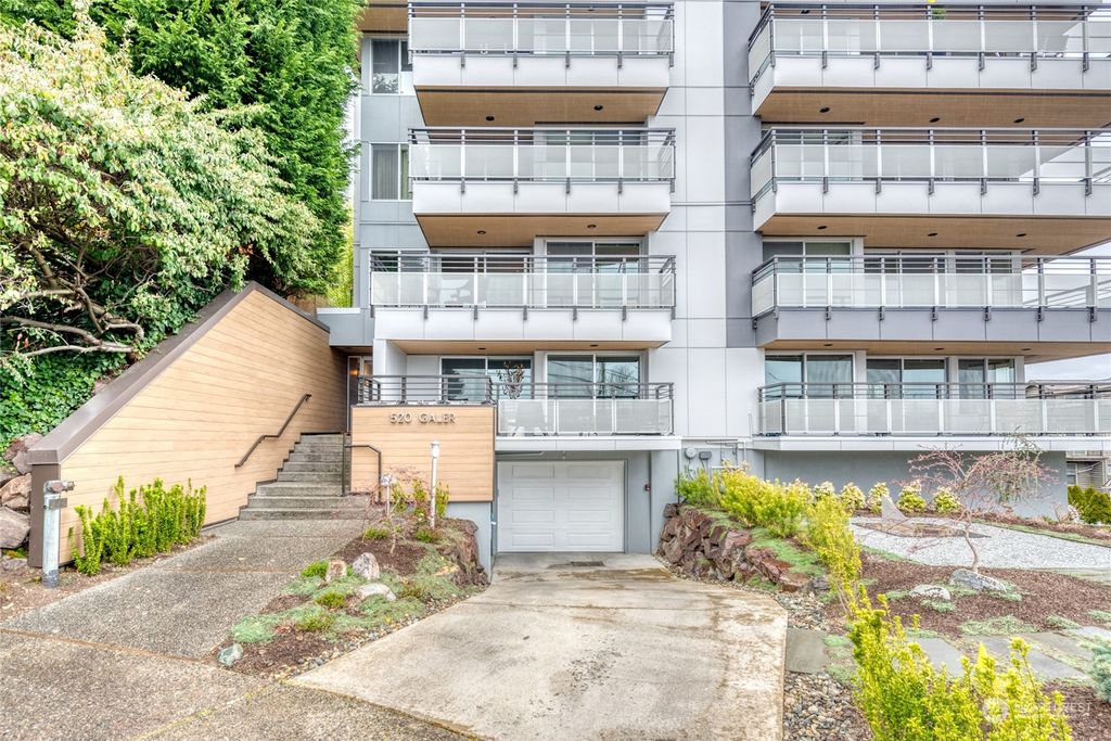 Photo of 520 Galer Street #201, Seattle, WA 98109 (MLS # 2054404)