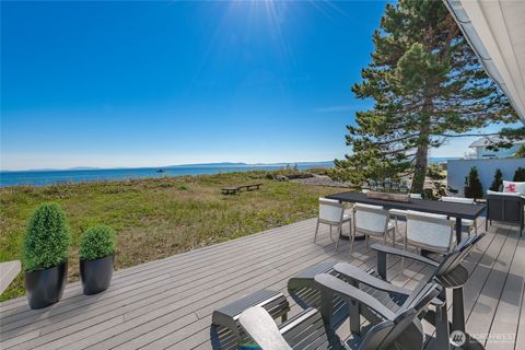 Photo of 1613 Edwards Drive, Point Roberts, WA 98281 (MLS # 2412935)