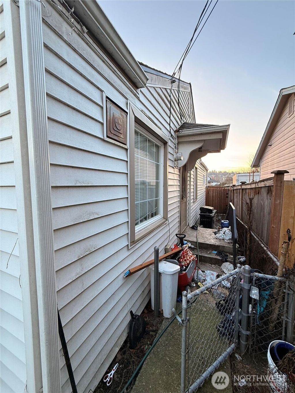 Photo of 421 Wells Avenue N, Renton, WA 98057 (MLS # 2478526)