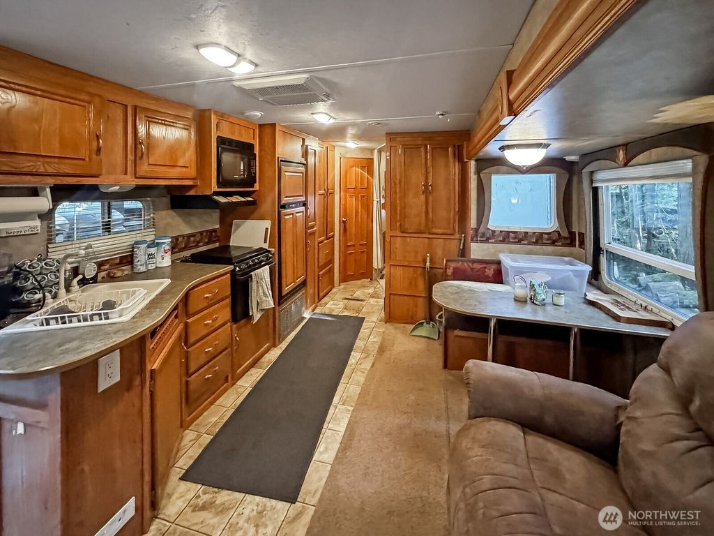 Photo of 94 3 Sunset Circle, Maple Falls, WA 98266 (MLS # 2515535)