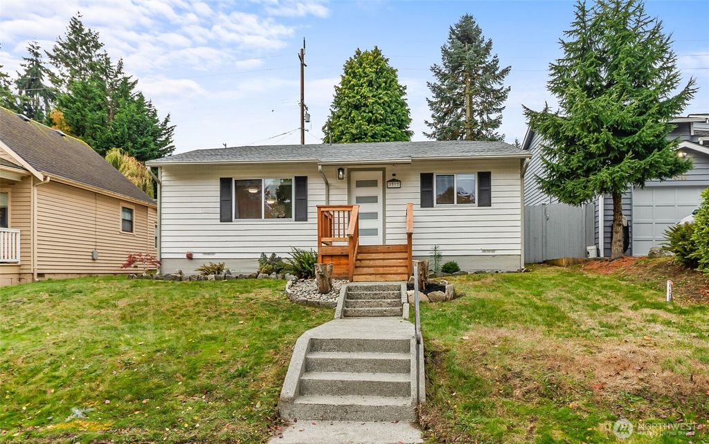 Photo of 4512 S 3rd Avenue #C, Everett, WA 98203 (MLS # 2450787)