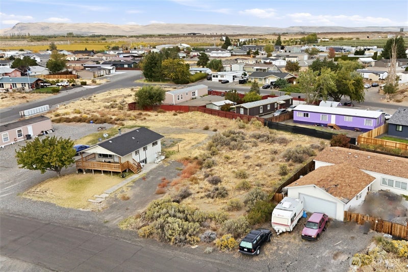 605 SW Lincoln Place