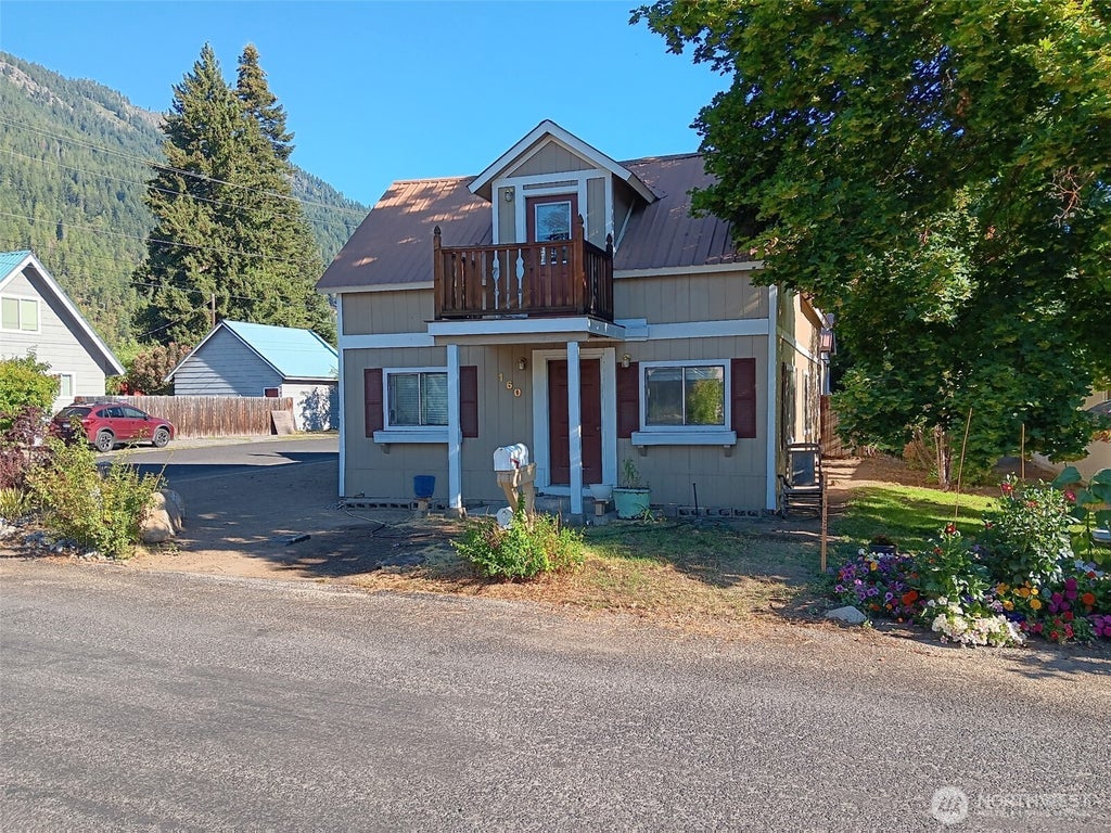 Photo of 160 Prospect ST, Leavenworth, WA 98826 (MLS # 2536829)
