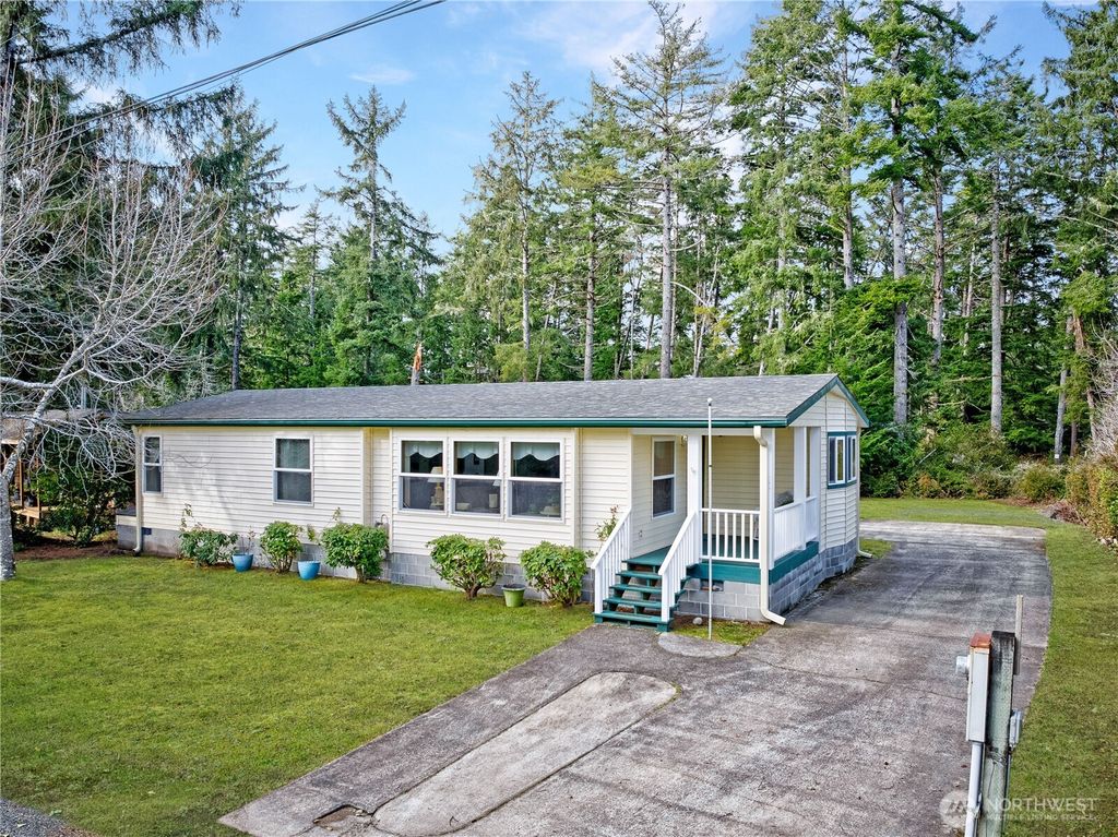 Photo of 1831 198th Place, Ocean Park, WA 98640 (MLS # 2485323)