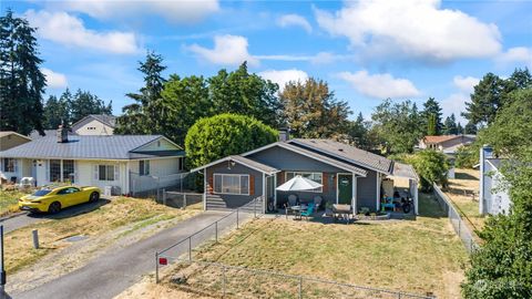 A home in Spanaway