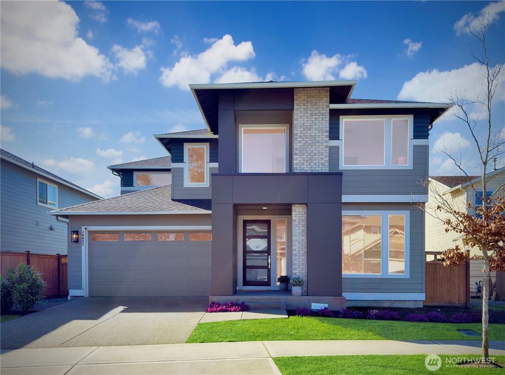 Photo of 16021 SE 253rd Place Pl, Covington, WA 98042 (MLS # 2354190)