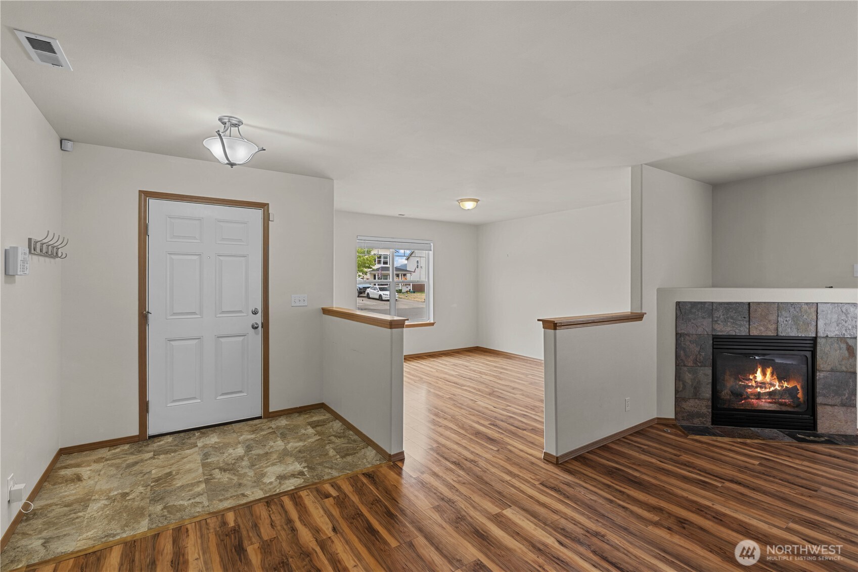 109 Weaver Street NE