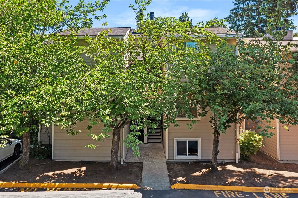 Photo of 19851 25th Avenue NE #222, Shoreline, WA 98155 (MLS # 2146701)