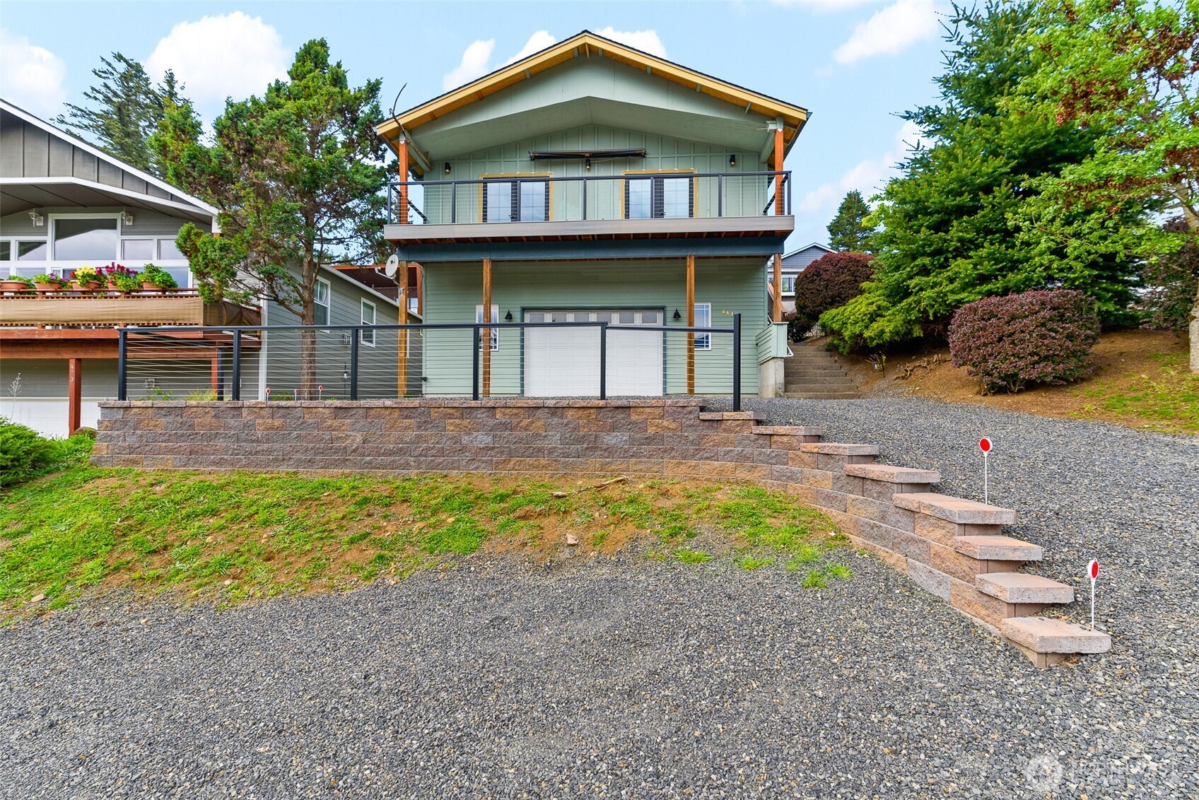 461 NW Jefferson Street
