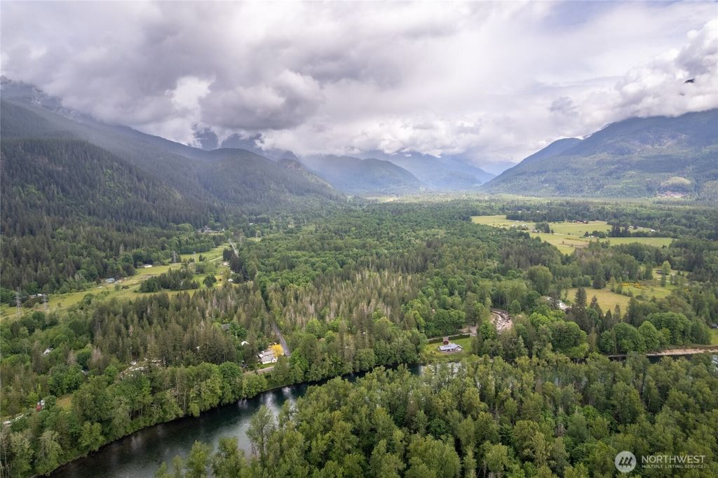 Photo of 59571 State Route 20 Road, Marblemount, WA 98267 (MLS # 2500581)