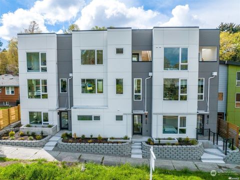 1467 S Columbian Way, Seattle, WA 98144 - MLS#: 2328198