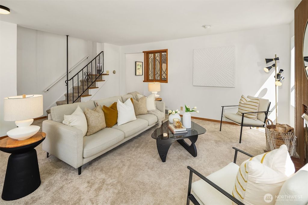 Photo of 10208 23rd Avenue NE, Seattle, WA 98125 (MLS # 2514744)