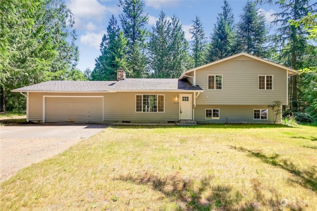Photo of 39206 303rd Avenue SE, Enumclaw, WA 98022 (MLS # 2139609)