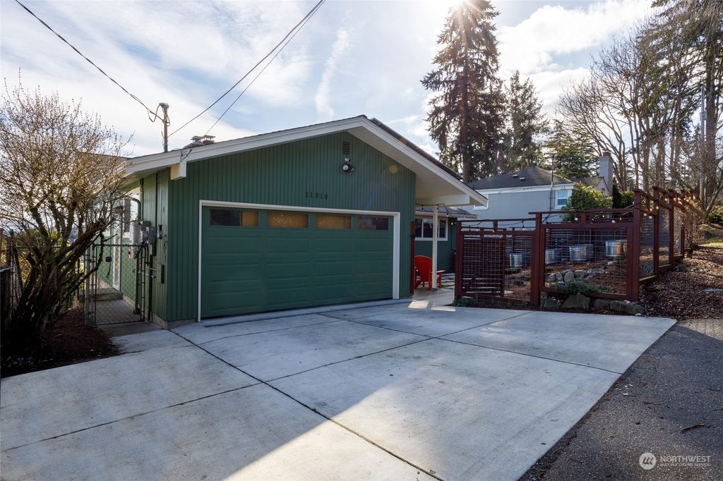 Photo of 11310 24th Avenue NE, Seattle, WA 98125 (MLS # 2036749)