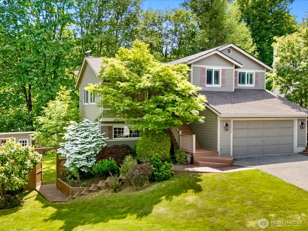 Photo of 16320 3rd Avenue NE, Duvall, WA 98019 (MLS # 2523321)