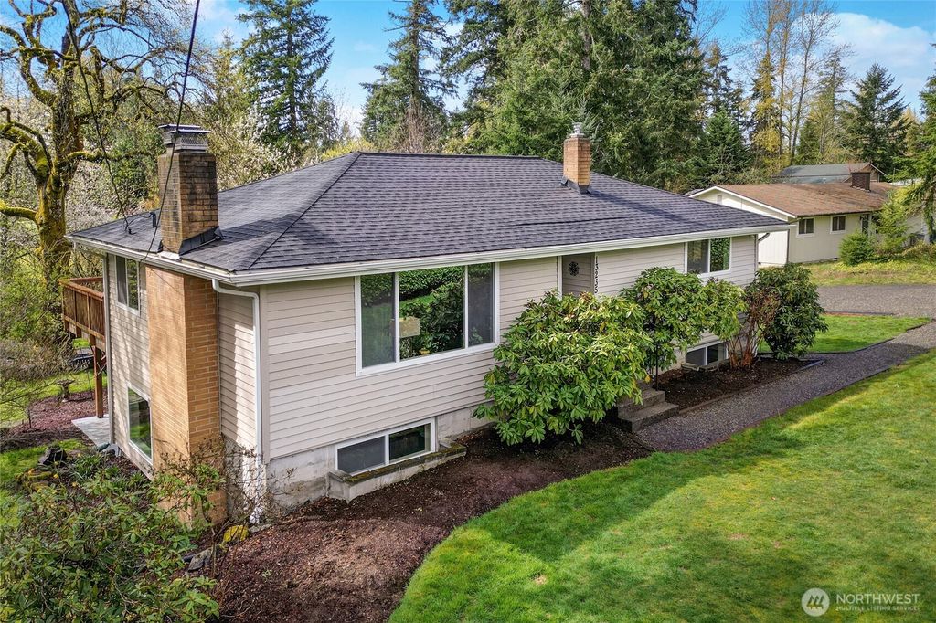 Photo of 13235 Patriot Way SE, Renton, WA 98059 (MLS # 2355140)