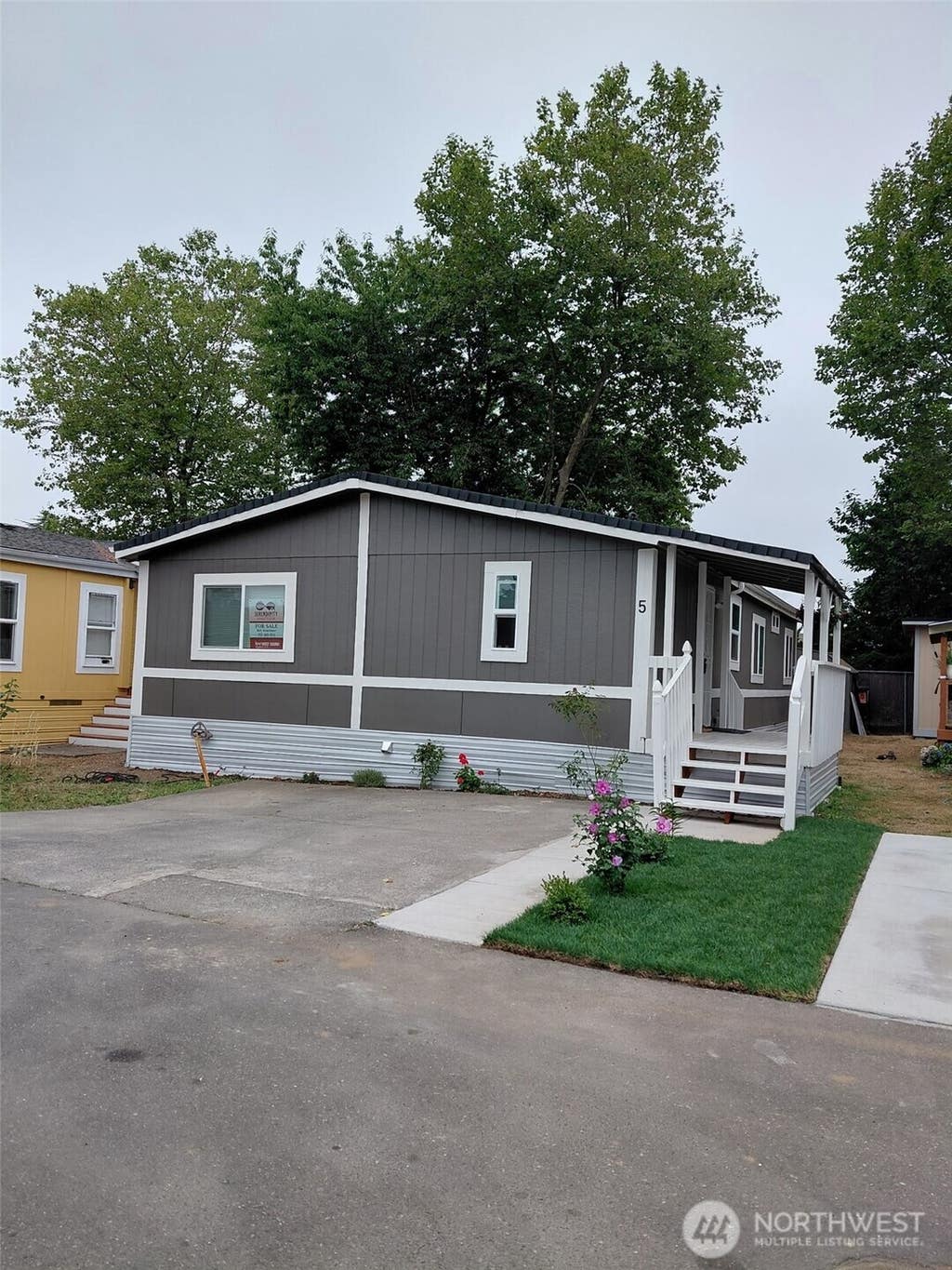 Photo of 22111 108th Avenue SE #5, Kent, WA 98031 (MLS # 2568584)