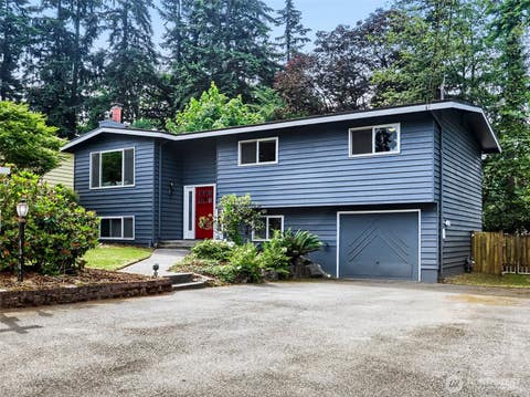 Photo of 8451 NE 137th Street, Kirkland, WA 98034 (MLS # 2549059)