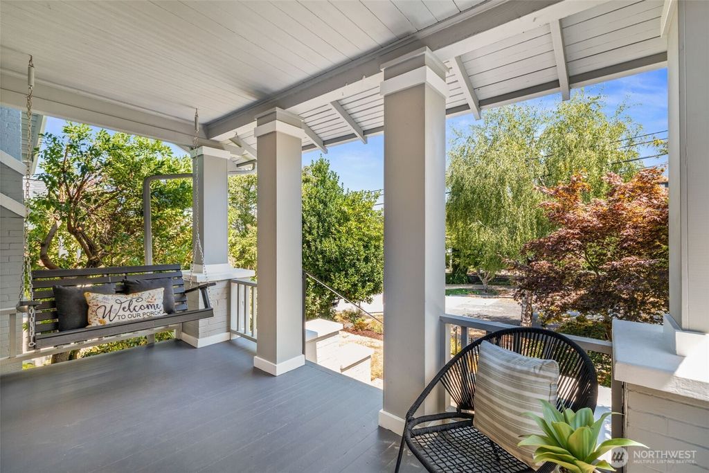 Photo of 2531 1st Avenue N, Seattle, WA 98109 (MLS # 2428066)