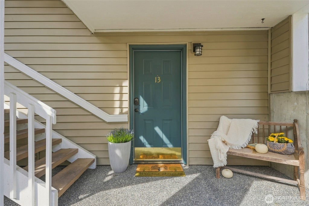 Photo of 1410 W Casino Road #B13, Everett, WA 98204 (MLS # 2581429)