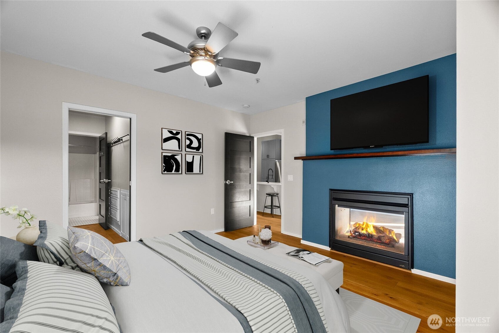 210 W Pioneer Avenue 311