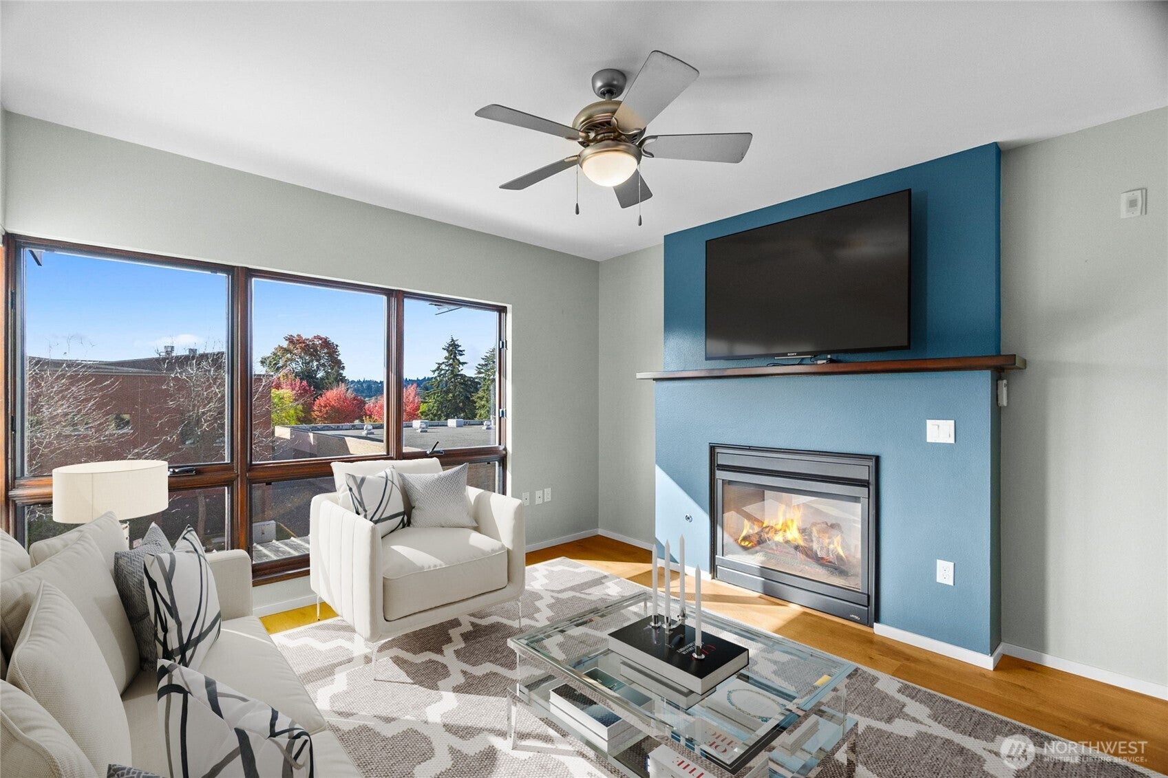 210 W Pioneer Avenue 311