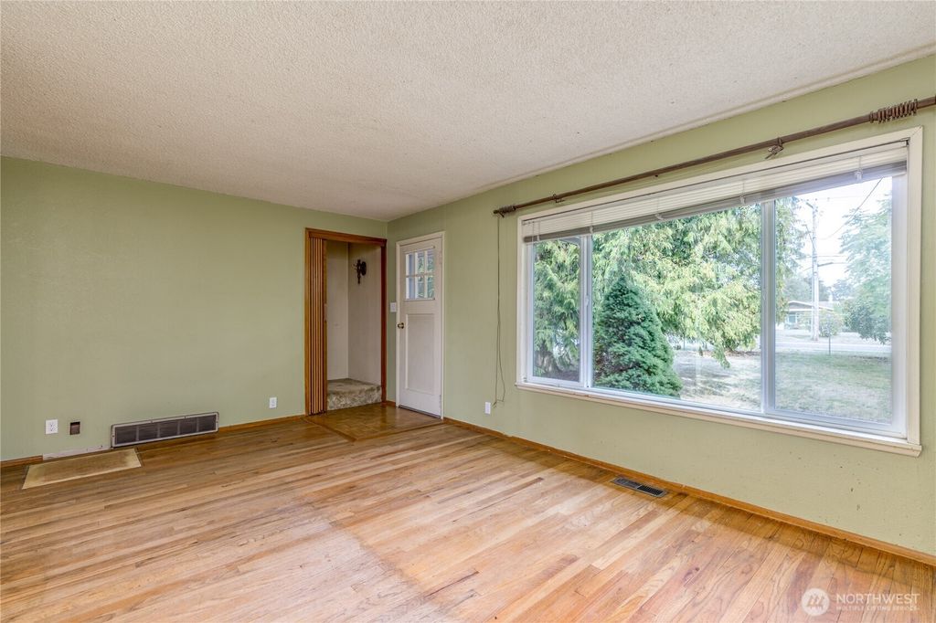 Photo of 29309 112th Avenue SE, Auburn, WA 98092 (MLS # 2428504)