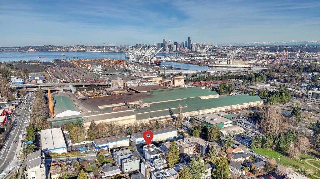 Photo of 2833 SW Yancy Street, Seattle, WA 98126 (MLS # 2188466)