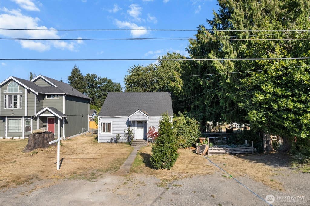 Photo of 8643 Tacoma Avenue S, Tacoma, WA 98444 (MLS # 2567038)