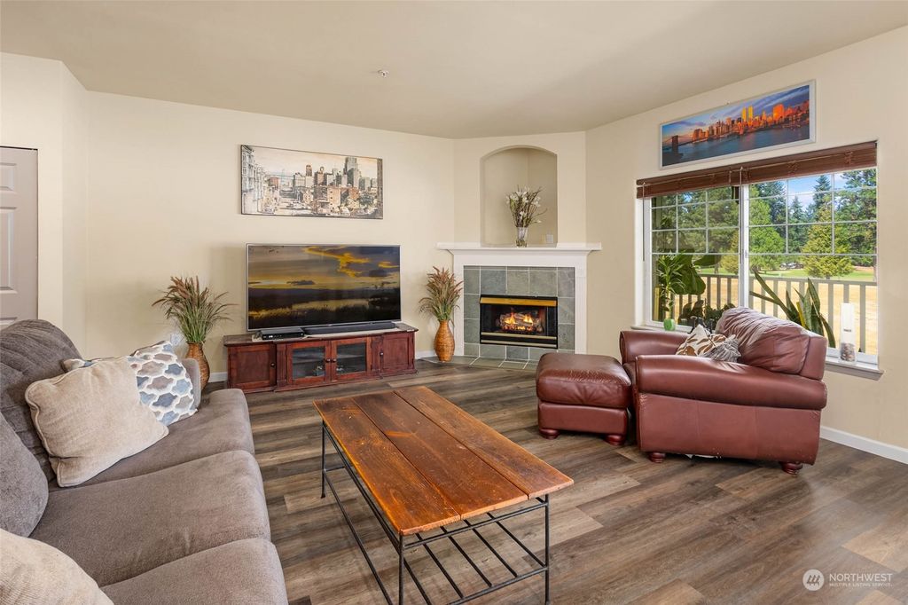 Photo of 14120 SE 171st Way #C202, Renton, WA 98058 (MLS # 2149788)