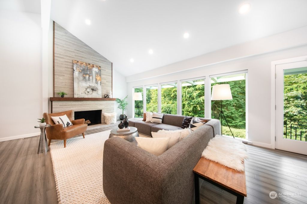 Photo of 2508 Lake Park Drive S, Seattle, WA 98144 (MLS # 1995631)