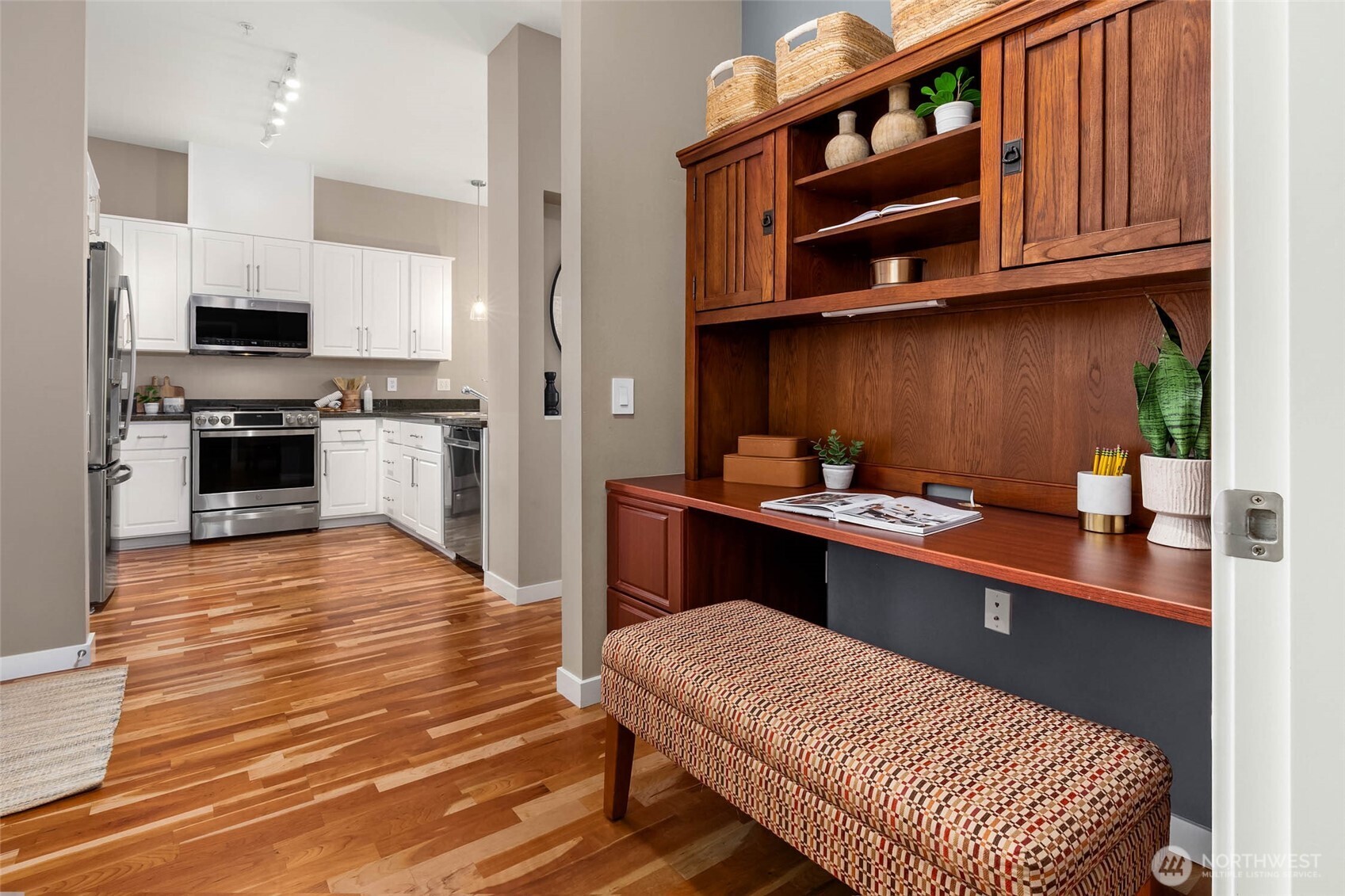 375 Kirkland Avenue 327