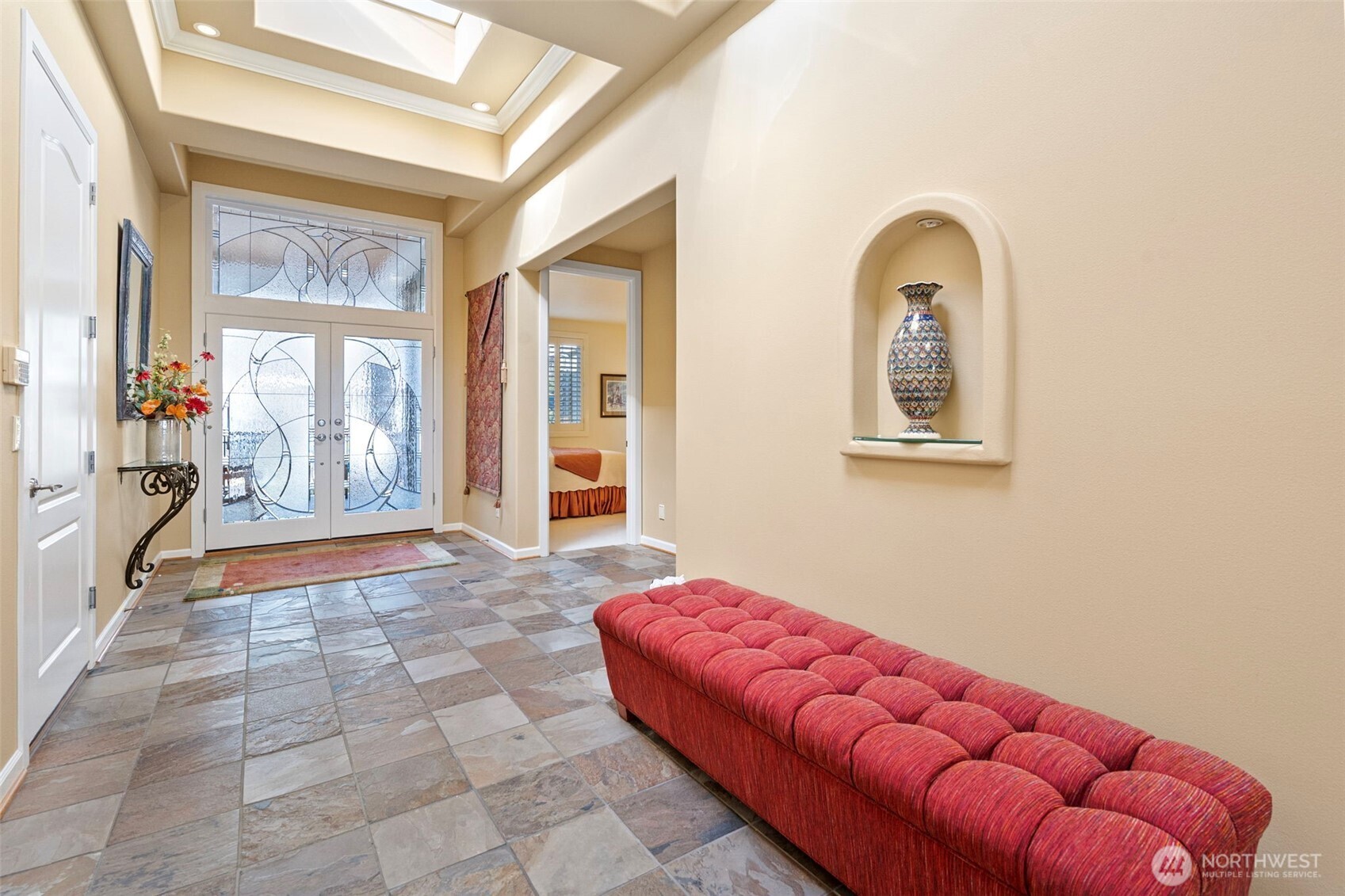 7305 Soundview Drive 702