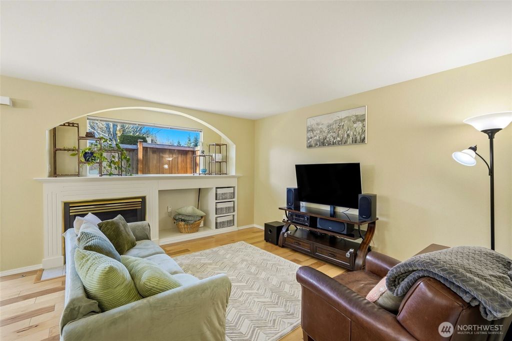 Photo of 1230 SW 58th Street #A1, Everett, WA 98203 (MLS # 2479866)