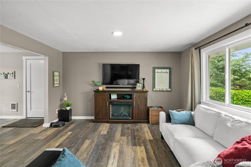 241 S Razor Clam Drive SW