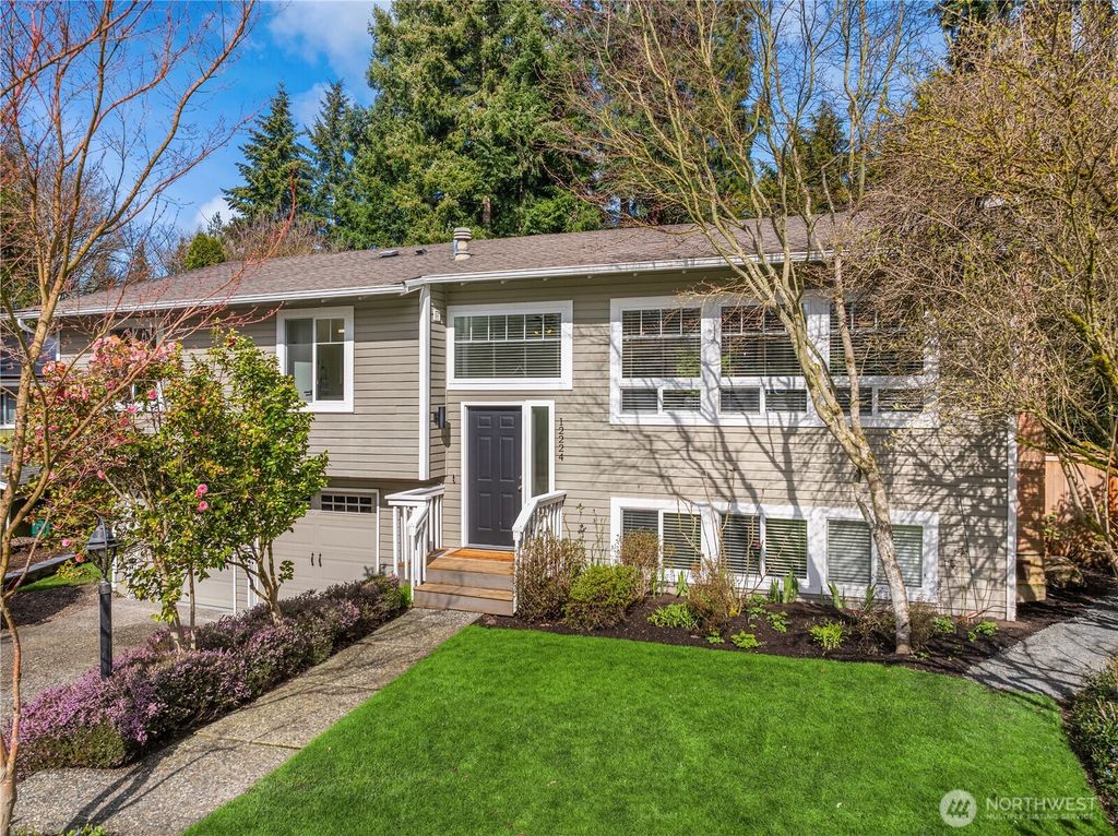 Photo of 12224 102nd Place NE, Kirkland, WA 98034 (MLS # 2346219)
