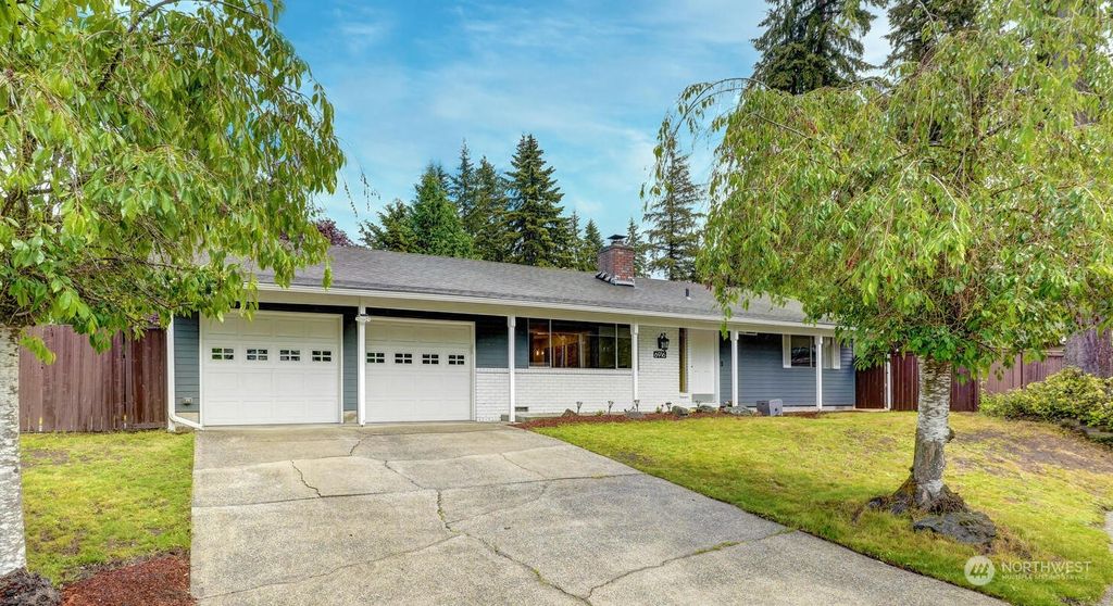 Photo of 6916 132nd Place NE, Redmond, WA 98052 (MLS # 2245325)