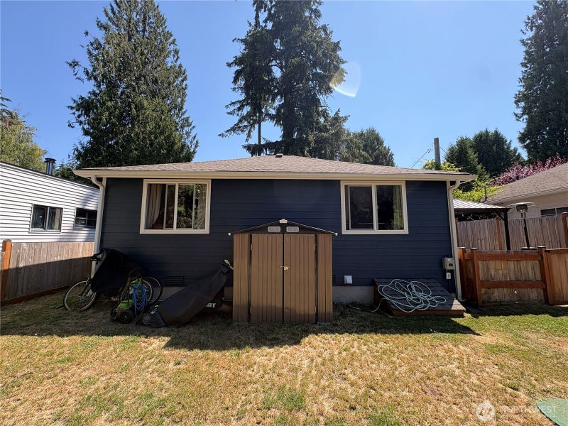 4532 The Cedars