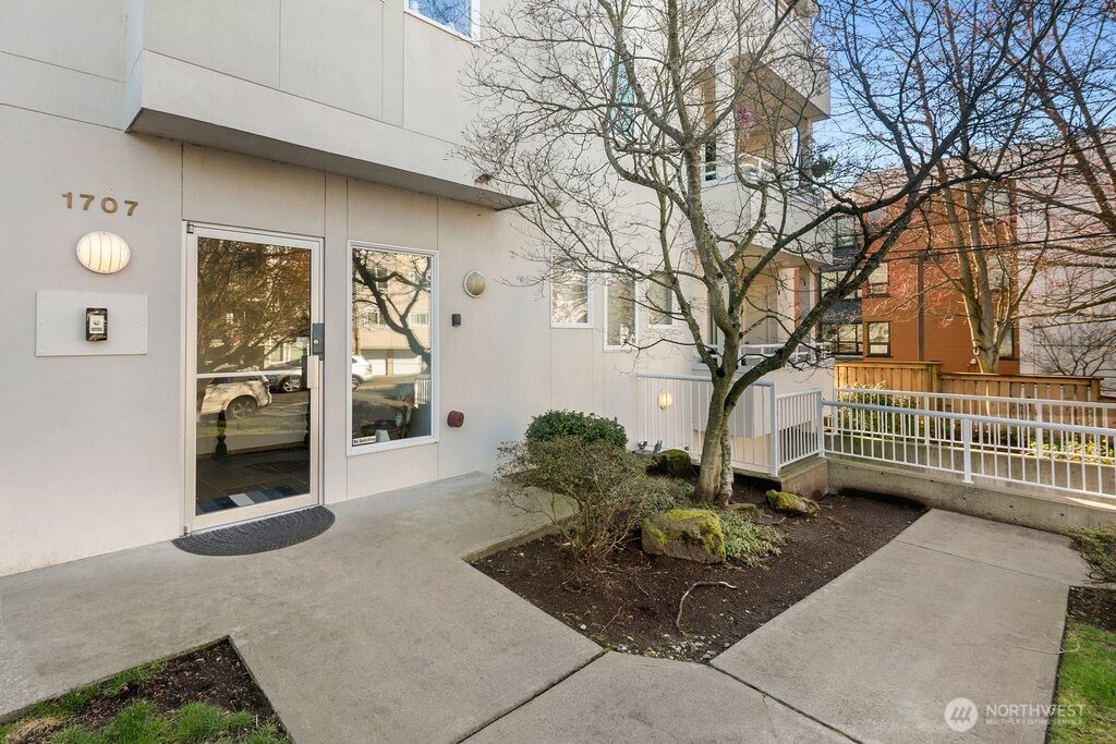 1707 NW 59th Street 302