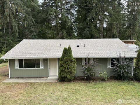 Photo of 100 NE Briggadun Drive, Belfair, WA 98528 (MLS # 2441965)