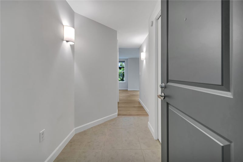 2607 Western Avenue 258