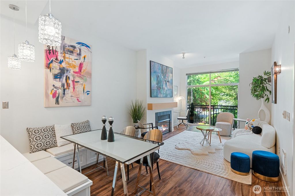 Photo of 521 7th Avenue #204, Kirkland, WA 98033 (MLS # 2366431)