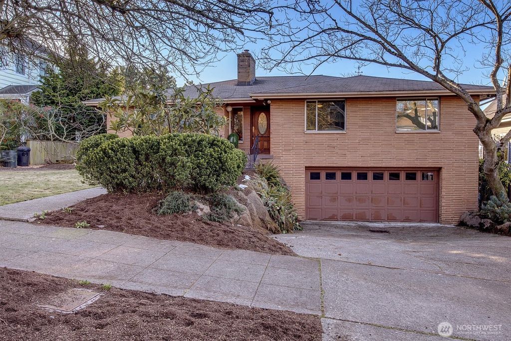 Photo of 1619 1st Avenue N, Seattle, WA 98109 (MLS # 2332947)